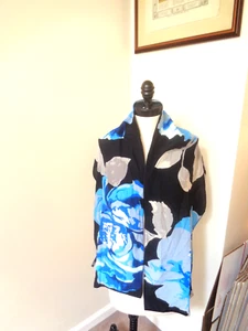 AK ANNE KLEIN SCIARPA 100% SETA OBLUNGA BLU/GRIGIO/NERO TAGLIA 13 X 62 POCHI DIFETTI - Foto 1 di 9