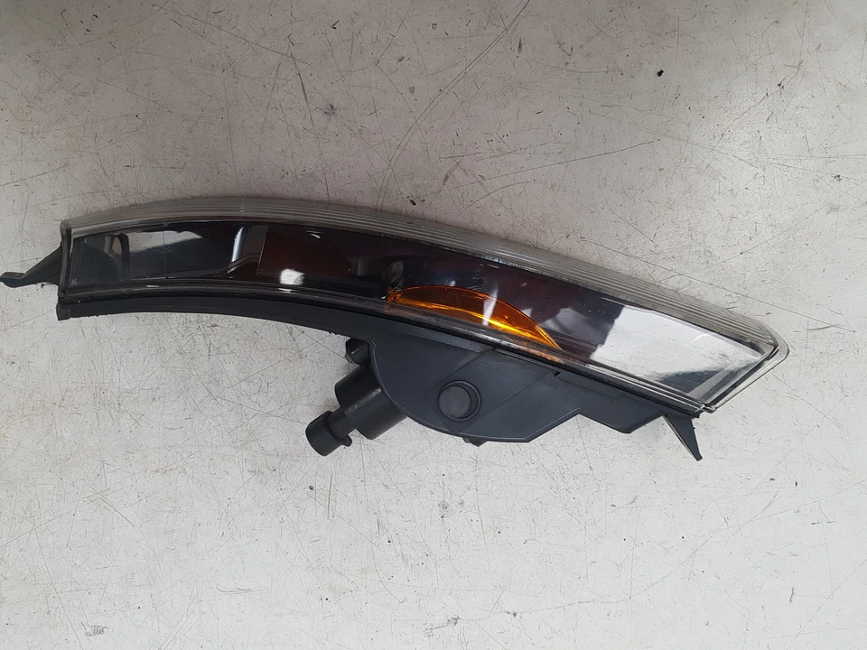 SAAB NG95 RH INDICADOR FRONTAL LINEAR/VETOR (2010-12) - 12784001 - 12M GARANTIA - Imagem 1 de 4