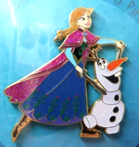 Spilla Disney Artland - Anna e Olaf - Pattinaggio LE 250 #153192 - Foto 1 di 3