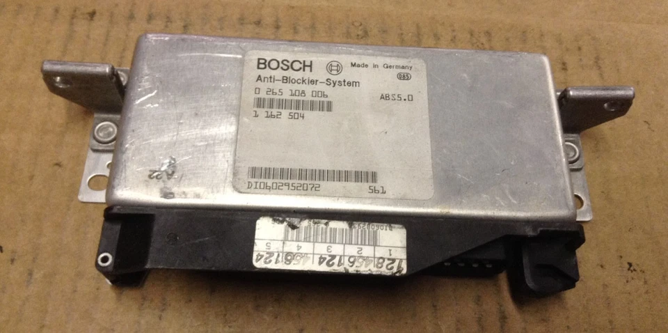 94 95 1994 1995 BMW 525i 530i 540i ABS módulo de freno antibloqueo sin control de tracción Foto 1 de 1