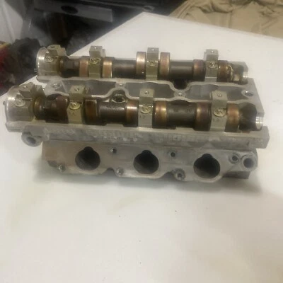 Culata derecha de 2003 Cadillac CTS 3.2 (24449645) Foto 1 de 4