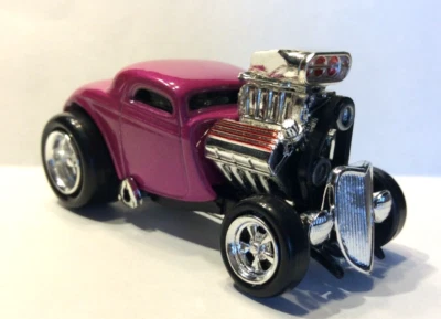 MUSCLE MACHINES 1933 FORD COUPE 3 W COUPE-   1/64 - 33 STREET ROD  - - Image 1 of 4