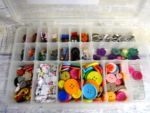 LOT OF MIXED BUTTONS, Hello kitty, Christmas, Fall, Sports, Animal, Clips, Case - Picture 1 of 12
