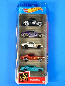 2021 Hot Wheels 5 Pack - HW Flames - Willys Barracuda Camaro Charger Falcon - Bild 1 von 2