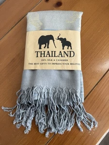 Thai 100% Silk And Cashmere Women’s Scarf Shawl Wrap-Elephants - Picture 1 of 4