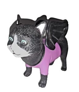 Estatuilla de gato negro de colección con alas de murciélago en camisa púrpura - decoración de Halloween 4,5" - Imagen 1 de 5