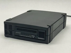 Quantum HP TC-L52BN LTO-5 Ultrium unità a nastro esterna da tavolo dati TF7272-011 - Foto 1 di 4