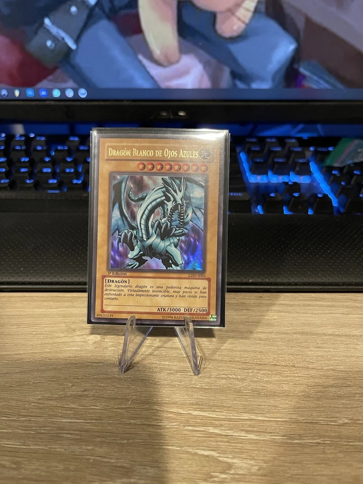 Blue-Eyes White Dragon LOB 1st Edition Spanish Ultra Rare NEAR MINT - Image 1 of 1