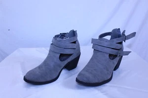 Booties Chunky Heel Ankle Boots Strappy Front Zip Rear Close Gray Size 9 Women's - Picture 1 of 8