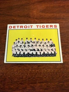 Tarjeta del equipo 1964 Topps #67 Detroit Tigers. En muy buen estado - Imagen 1 de 2