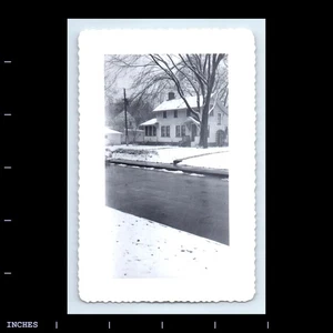 Altes Vintage Foto SCHNEE WINTER SZENE HAUS STRASSENMEISTERSCHAFT ILLINOIS 1954 - Bild 1 von 2