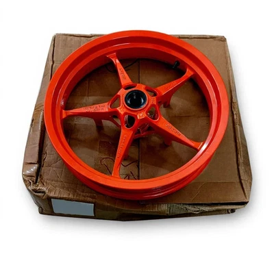 Llanta delantera apta para KTM RC 200 390 Gen-3 color naranja (2022) modelo Foto 1 de 4