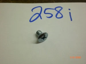 *SCREW, OVAL 6x10MM (NOT STAINLESS) CT90 CT110 SL350 93700-06010-0A (258i) - Imagen 1 de 1