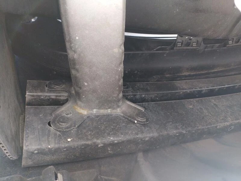 850324CC0A holder center bumper bumper h. 4906045 for Nissan X-Trail III - Image 1 of 4