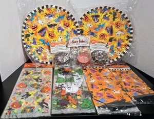 Halloween Party Supplies Trays Treats Bags Cupcake Holders - Picture 1 of 11