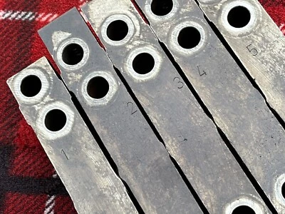 Mercedes-Benz R107 380SL Crankshaft Bearing Caps (5) - Image 1 of 4