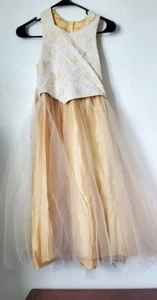 Angela Girls Formal Party Sleeveless Golden Color 10 Made In USA U.S.A NWOT - Picture 1 of 17