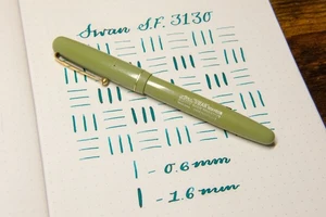 Vintage Mabie Todd Swan 3172 Fountain Pen, 14k Gold Flex Nib, Restored. Green - Picture 1 of 13