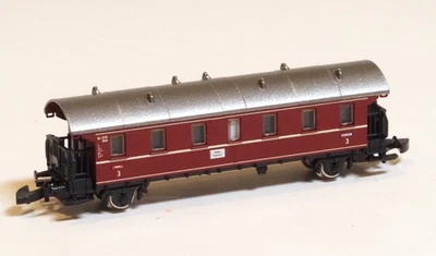 Marklin Z-scale Passenger car 3rd class "Donnerbuchse" ,2 axle Rd# 84 099 No Box - Image 1 of 2