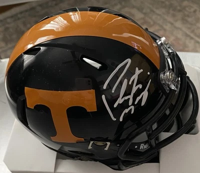 Minicasco Peyton Manning autógrafo/firmado Tennessee - pegatina de fanáticos certificado de autenticidad Foto 1 de 3