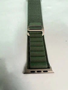 Bracelet original Apple Alpine Loop pour montre Ultra - Vert, moyen (49 mm) - Photo 1 sur 4