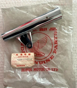 51606-111-670XW GENUINE COVER LEFT FORK FOR SS50Z CL70 - Foto 1 di 1