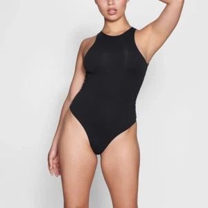 skims Fits everybody HIGH NECK BODYSUIT 2x onyx - Picture 1 of 11