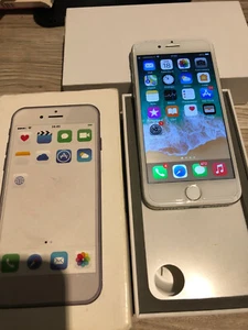 iPhone 8 Apple 64GB - bianco - Foto 1 di 7