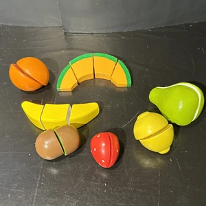 Wooden Play Food For Kids Kitchen Cutting Fruits Toys Toddlers Kitchen Pretend - Picture 1 of 2