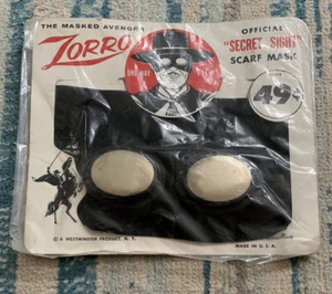 VINTAGE ZORRO OFFICIAL "SECRET SIGHT" SCARF MASK WALT DISNEY PRODUCTIONS ON CARD - Picture 1 of 9