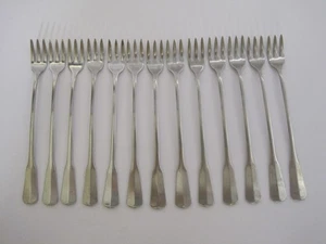 Distinction Deluxe von Oneida HH Koloniale Kunst Meeresfrüchte Gabeln - Menge 13 - Bild 1 von 7