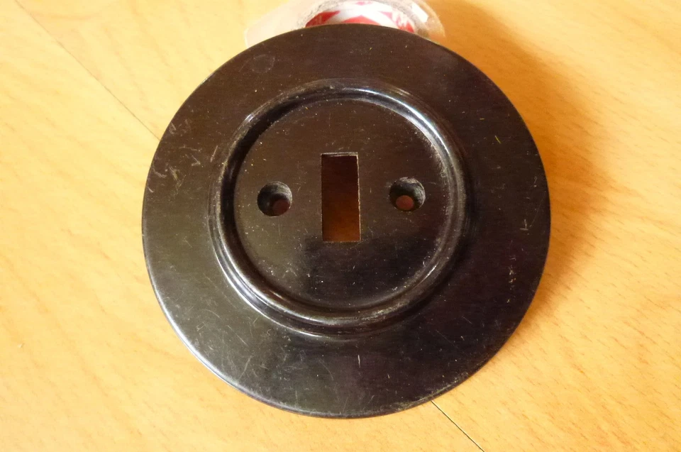 Interruptor de luz redondo de baquelita antigua parte de accesorio de cubierta superior de marco Foto 1 de 1