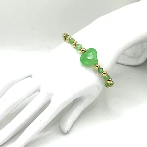 7.5" Green Glass 20x16mm Faceted Puffed Heart Beaded Stretch Bracelet Gold Beads - Picture 1 of 5