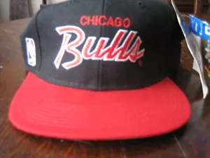Chicago Bulls Basketball 2-tone Sports Specialties Vintage Wollmütze NEU mit Etikett - Bild 1 von 4