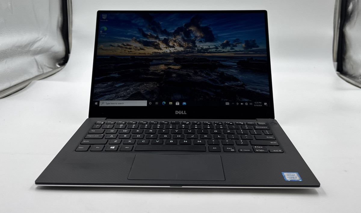 Dell XPS 13 9360 Intel Core i7 7th Gen. PC Laptops Dell XPS 13 9360 Intel Core i7 7th Gen. PC Laptops