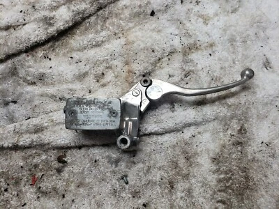 2002 Suzuki Marauder VZ 800 VZ800 Front Brake Master Cylinder — 第 1/4 张图片