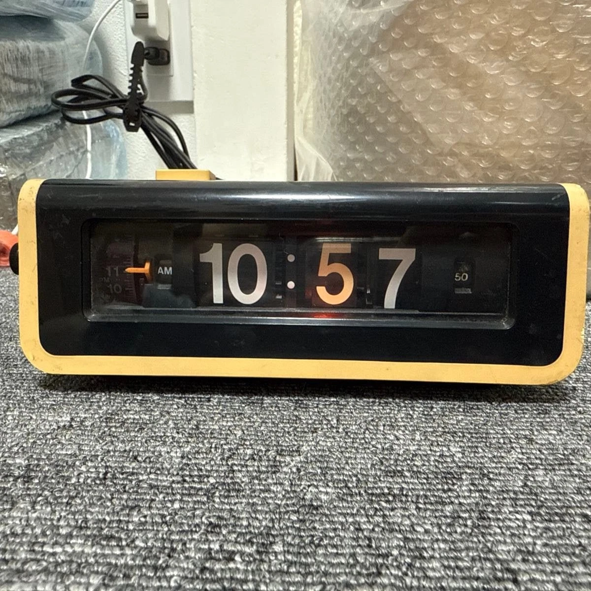 Panasonic Collectible Vintage Alarm Clocks & Clock Radios 1970