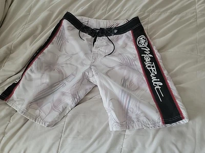 Maui Built Board Shorts Mens 34  Swim Hawaiian Floral Logo - Image 1 of 4