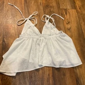 Princess Polly Tie Triangle Blouse Size 8 White Baby Doll Flowy Tank Flutter - Picture 1 of 6