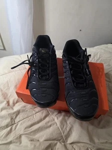 Size 12 - Nike Air Max Plus Low Triple Black - Picture 1 of 8
