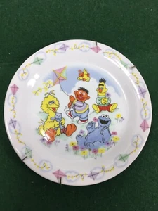 Sesame Street Vintage "Flying A Kite" Porcelain Plate 8", Bird,Ernie,Bert,Cookie - Picture 1 of 4