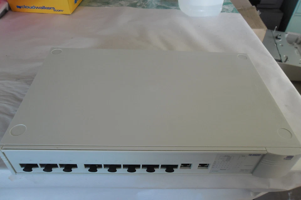3COM SuperStacker ll Switch 3300 FX Model 3C16982 NEW - Image 1 of 4