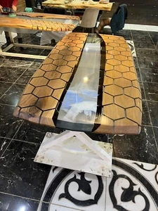 Esszimmertisch Esstisch Epoxidharz Küchentisch Holz Walnussholz - Bild 1 von 1