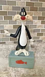 Vintage 1969 Sylvester the Cat Coin Bank Warner Bros/R Dakin 11" Moveable parts - Picture 1 of 9