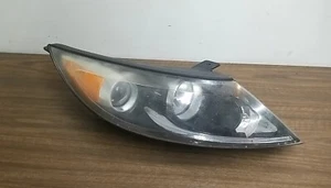 2010-2015 Kia Sportage RH Passenger Side Headlight OEM. 92102-3WXXX - Picture 1 of 10