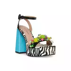 Sandalia Betsey Johnson para mujer Jorden plataforma tacón, negra multicolor talla 8M - Imagen 1 de 3