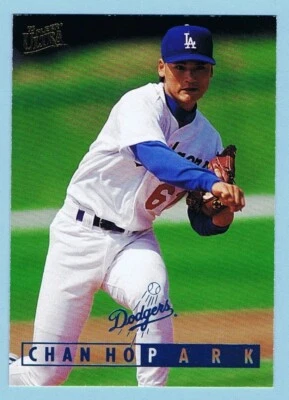 1995 FLEER ULTRA BASEBALL #398 CHAN HO PARK - LOS ANGELES DODGERS - Image 1 of 2