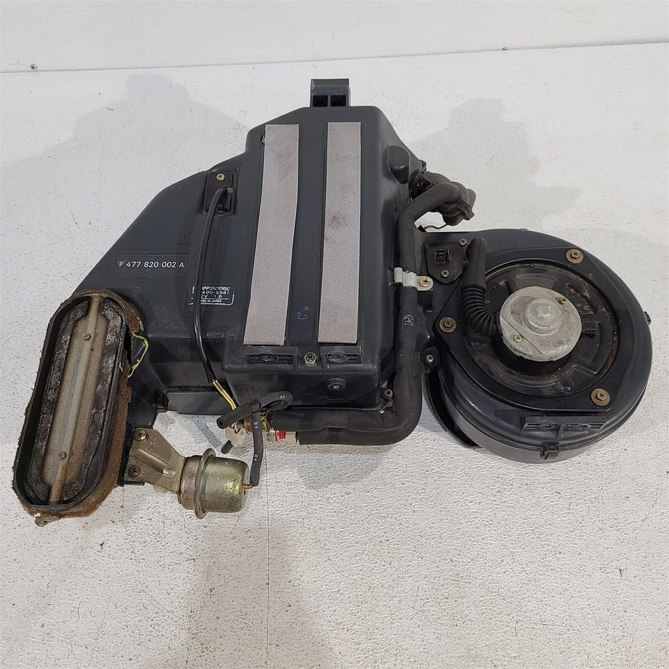 1984 Porsche 944 A/C испаритель коробка с двигателем вентилятора AA7039 - Изображение 1 из 4