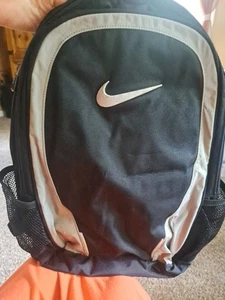 Nike Black & Gray Backpack - Picture 1 of 7