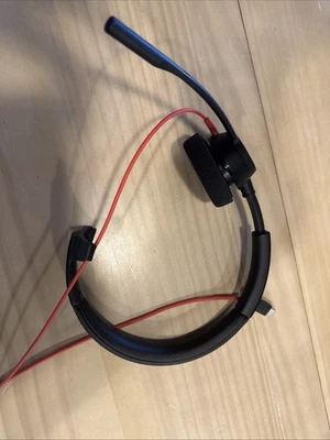 Plantronics Wired Headset With Mic - Image 1 of 4
